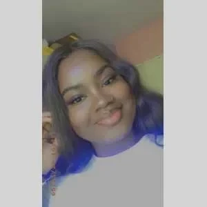 Rosélia, babysitter à Poissy