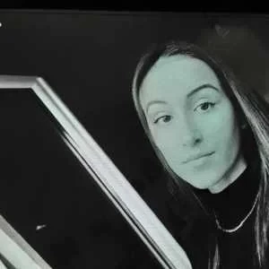 Emma, babysitter à Lagnieu