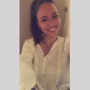 Marina, babysitter à Montereau Fault Yonne