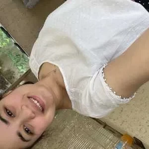 Aya, babysitter à Angers