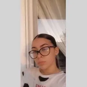 Andrea, babysitter à Ris Orangis