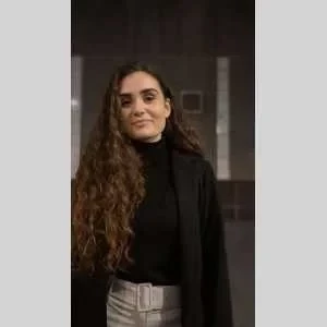 Elise, babysitter à Paris