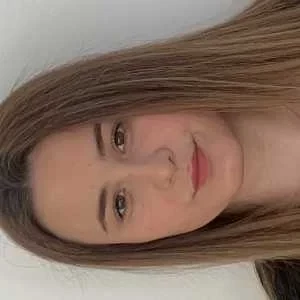 Lea, babysitter à Le Cannet