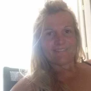 Suzanne, babysitter à Marseille