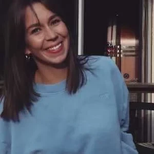 Lucie, babysitter à Jouars Pontchartrain