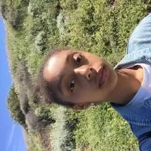 Jo, babysitter à Sanary sur Mer