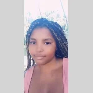 Flavia, babysitter à Nice