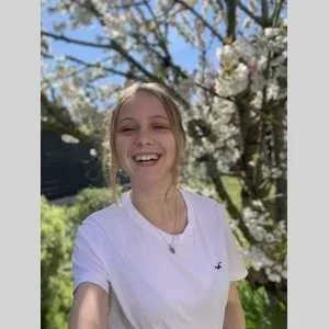 Léonie, babysitter à Chaumontel