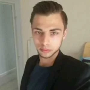 Jonathan, babysitter à Brest