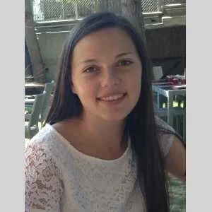 Lucile, babysitter à Melesse