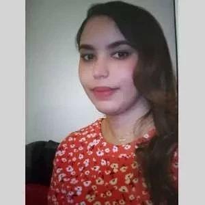 Hanan, babysitter à Les Mureaux