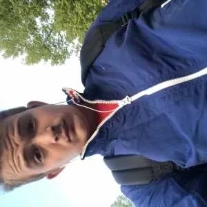 Donovan, babysitter à Dijon