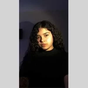 Eva, babysitter à Lieusaint