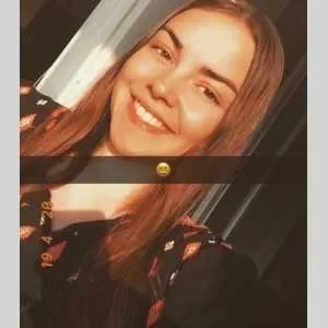 Anaïs , babysitter à Dunkerque