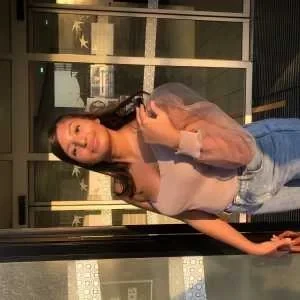 Shaima , babysitter à Suresnes