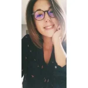 Coline, babysitter à Viels Maisons