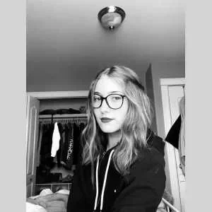 Lou-anne, babysitter à Saint Germain les Corbeil