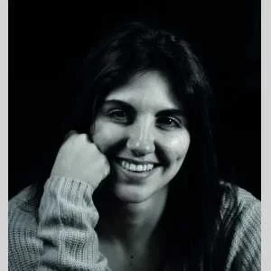 Abélia, babysitter à Sathonay Village