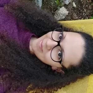 Inasse, babysitter à Jouy le Moutier