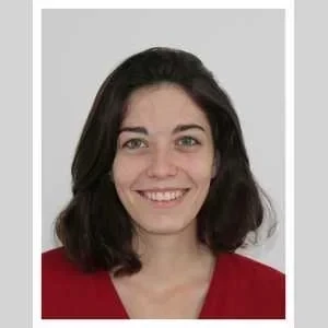 Caroline, babysitter à Vitre