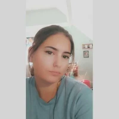 Alycia, babysitter à Evreux