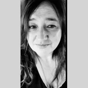 Muriel, babysitter à Assat