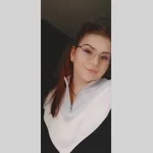 Margot, babysitter à Dammarie les Lys