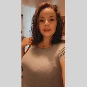 Anissa , babysitter à Noisy le Sec