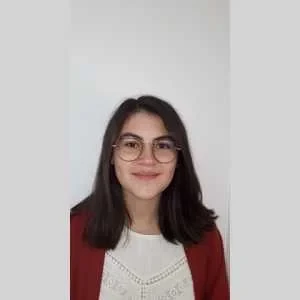 Nina, babysitter à Montpellier