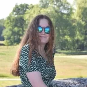 Lison, babysitter à La Ferte Saint Aubin