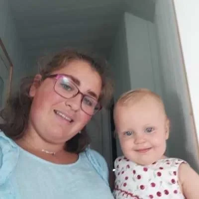 Lisa , babysitter à Plelo