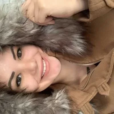 Sarah, babysitter à Nice