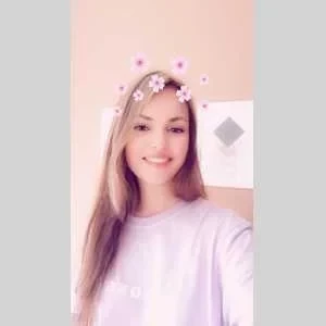 Laura, babysitter à Marseille