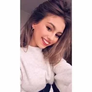 Leïla, babysitter à Soissons