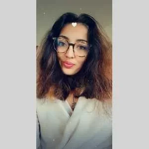 Léa, babysitter à Pitres