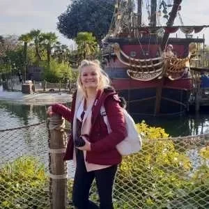 Vicky, babysitter à Taverny