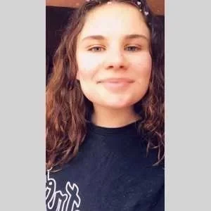 Anne-lise, babysitter à Cintre