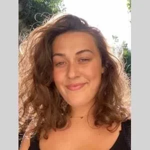 Ophélie, babysitter à Courbevoie