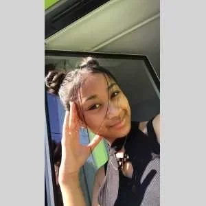 Mialy, babysitter à Bouleurs