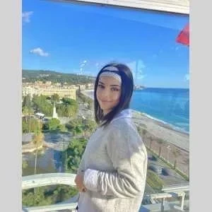 Manon, babysitter à Hyeres