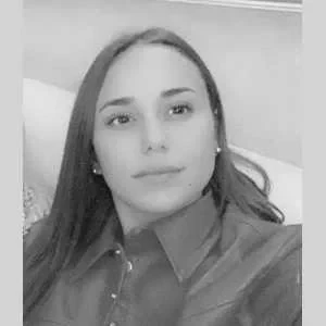 Léa, babysitter à Sollies Pont