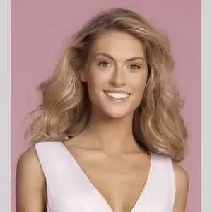 Alizee, babysitter à Bonne