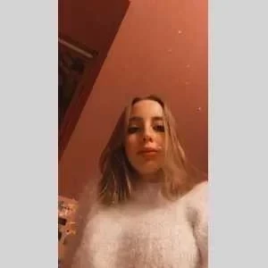 Coralie, babysitter à Maraye en Othe