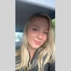 Anastasia, babysitter à Belmesnil