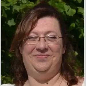 Valérie, babysitter à Saint Leger