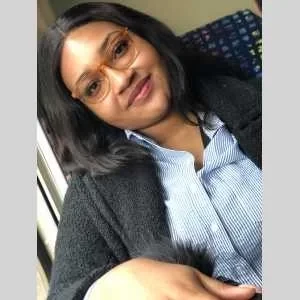 Lysa rose, babysitter à Neuilly sur Marne