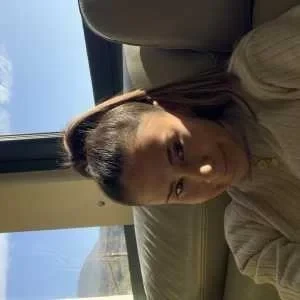 Lorena, babysitter à Valserhone