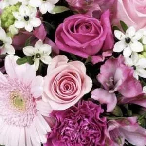 Hasna, babysitter à Romainville