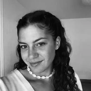 Anais, babysitter à Balaruc les Bains