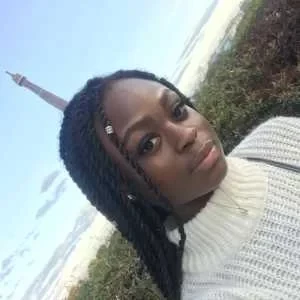 Melina , babysitter à Bussy Saint Georges